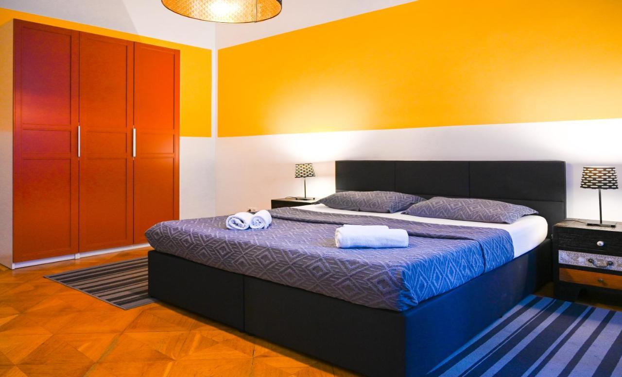 Backpacker Apartment City Center Вена Экстерьер фото