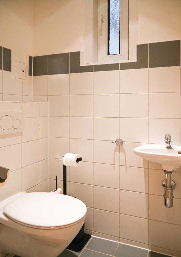 Backpacker Apartment City Center Вена Экстерьер фото