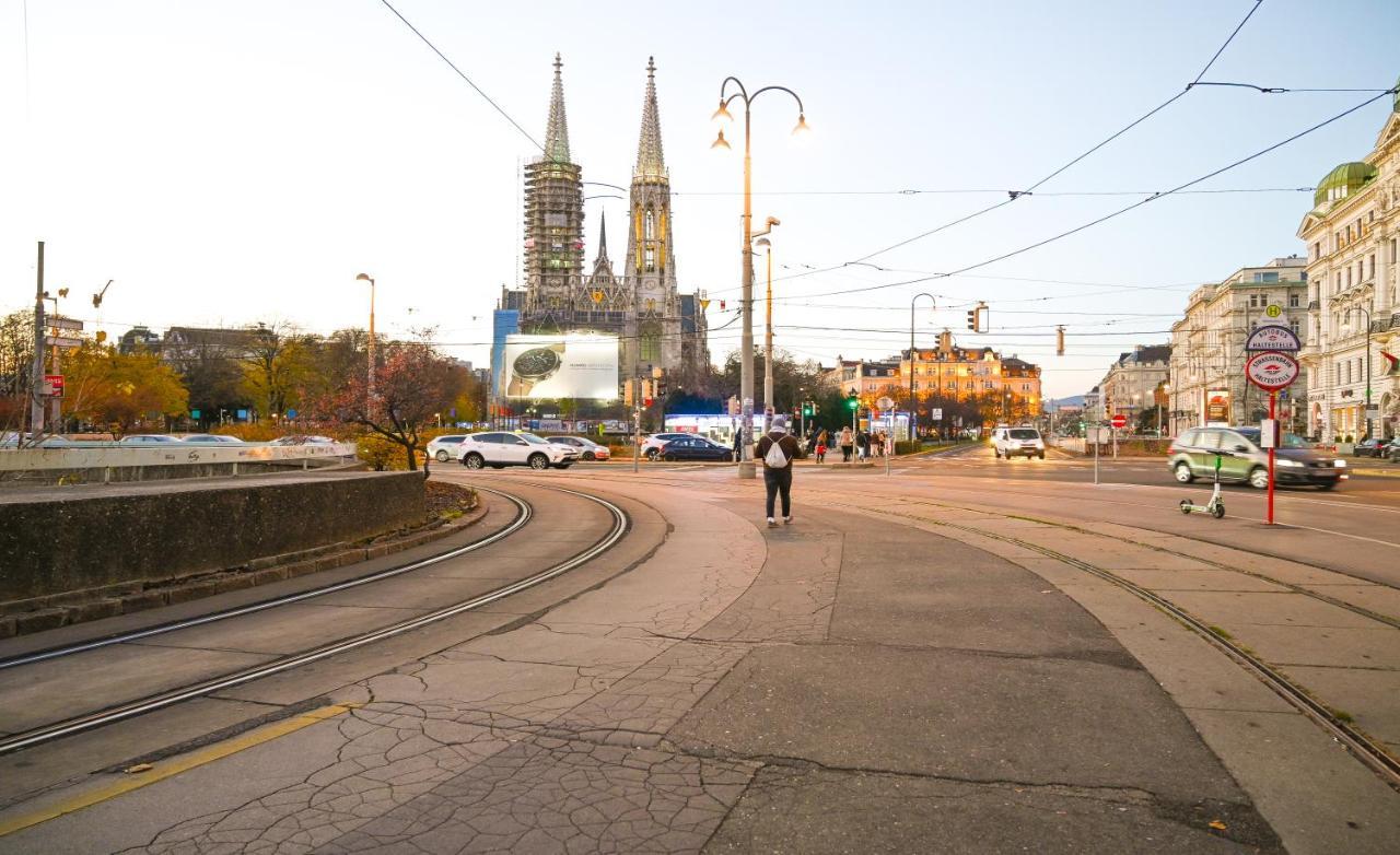 Backpacker Apartment City Center Вена Экстерьер фото